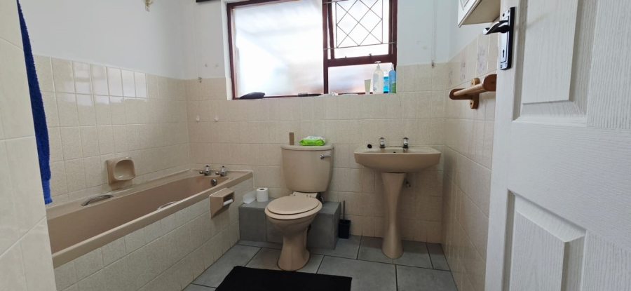 3 Bedroom Property for Sale in Gonubie Eastern Cape